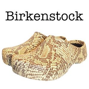 New Birkenstock Snake Print Clogs Size 9